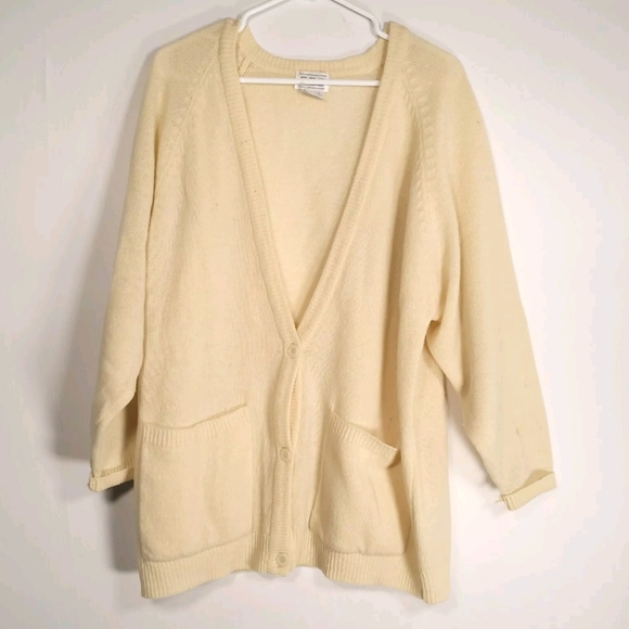 Vintage Fabe Womens Size Large Sweater Lambswool - Picture 1 of 5
